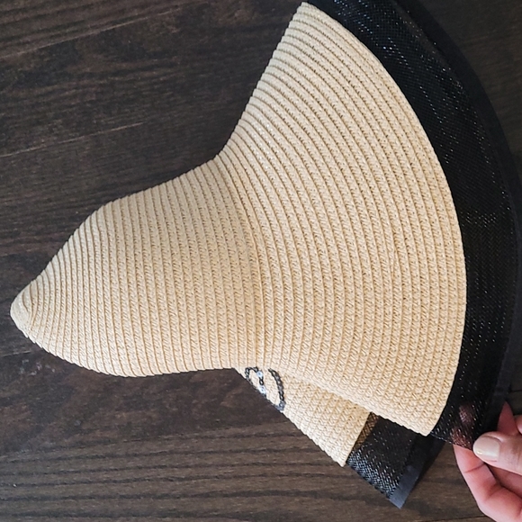 Instagramable beach hat. - Picture 7 of 7